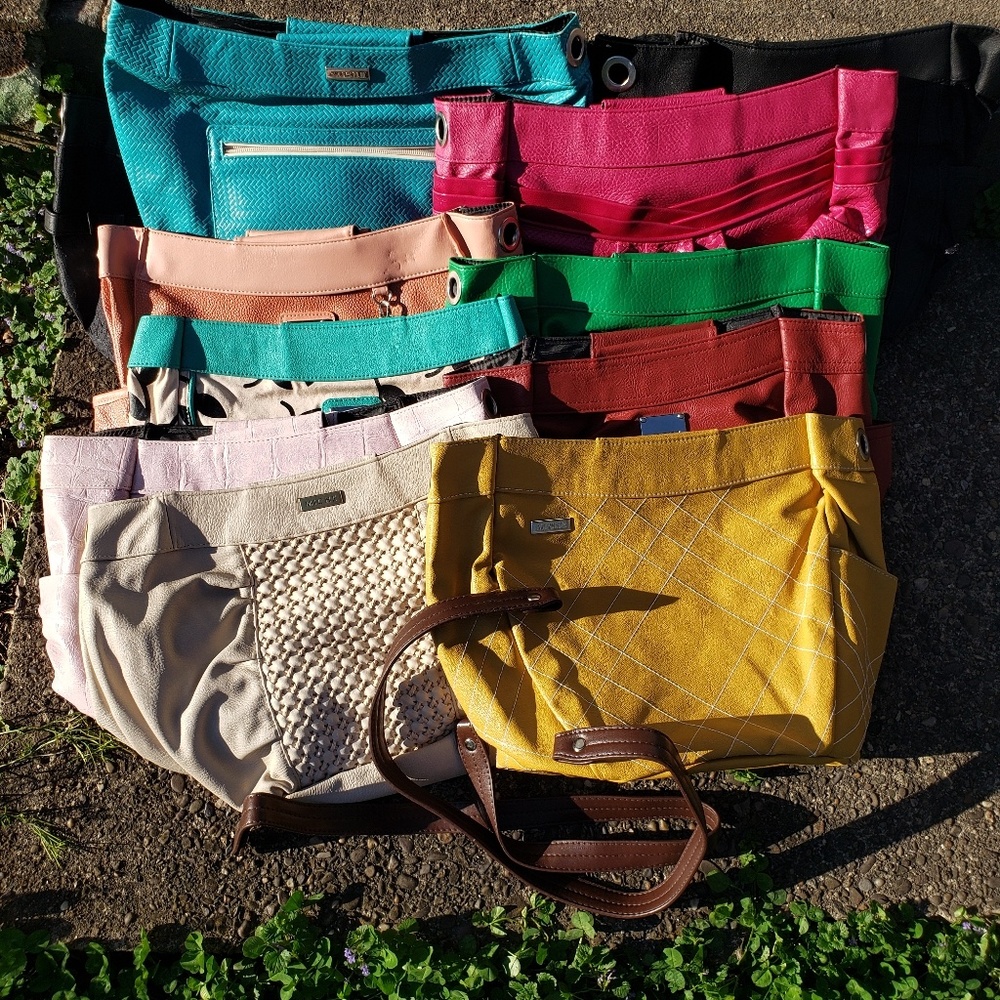 11 Miche Demi Bags in Great Condition!